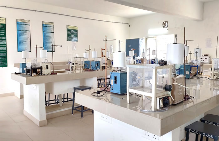 Pcol-Lab-2L.jpg